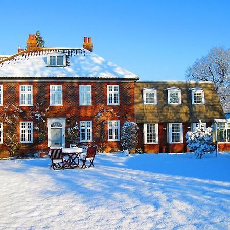 Sherbourne House Аттлборо Экстерьер фото